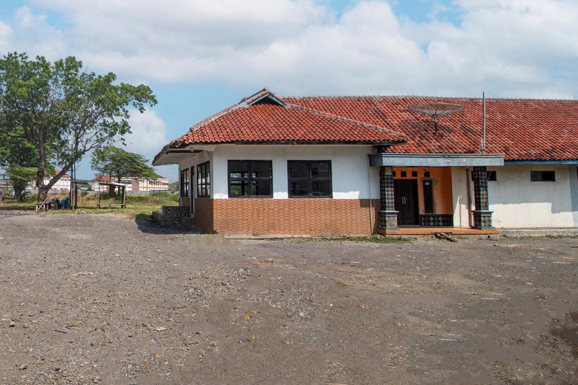 Hotel Spot On 92832 Al Mahira Syariah Majalengka Esterno foto